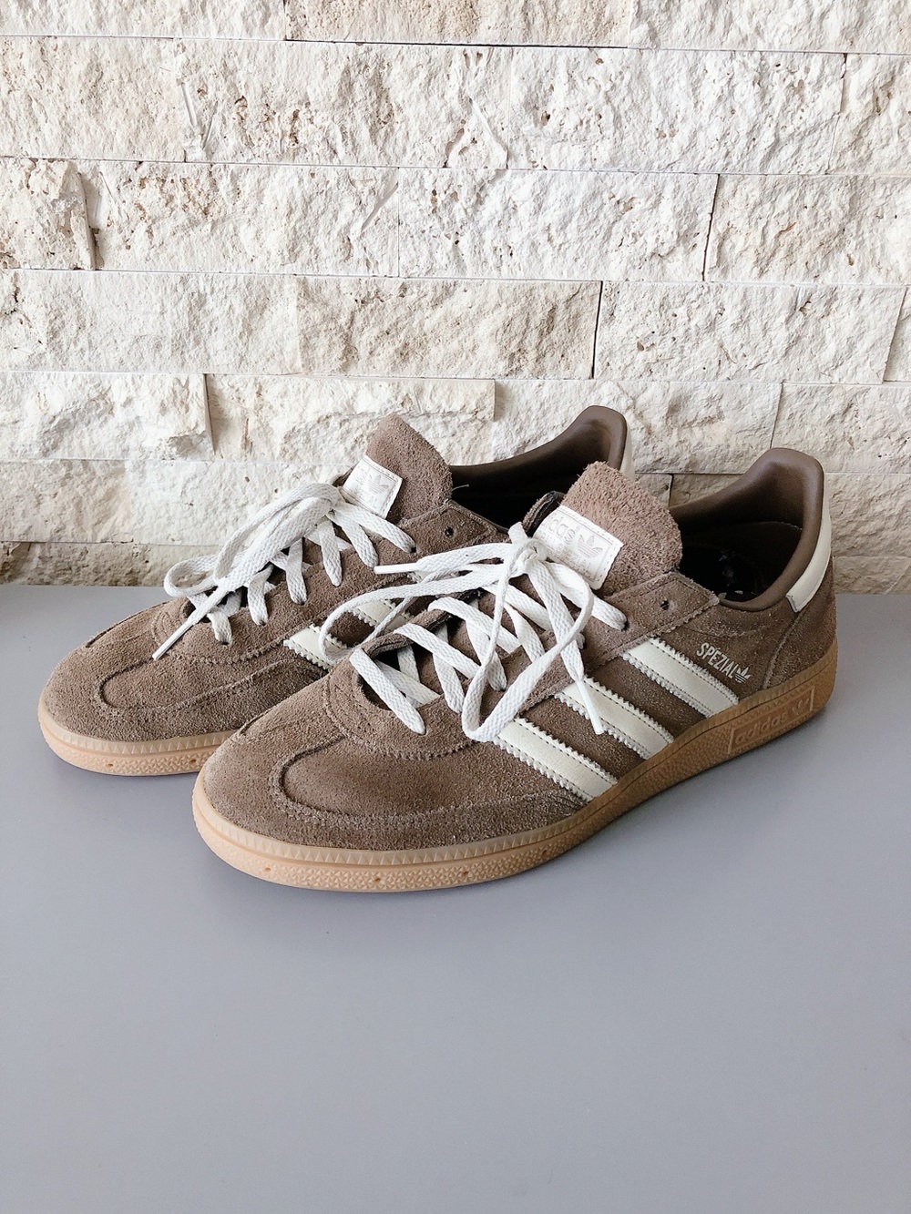 adidas Handball Spezial Women’s Sneakers size 10